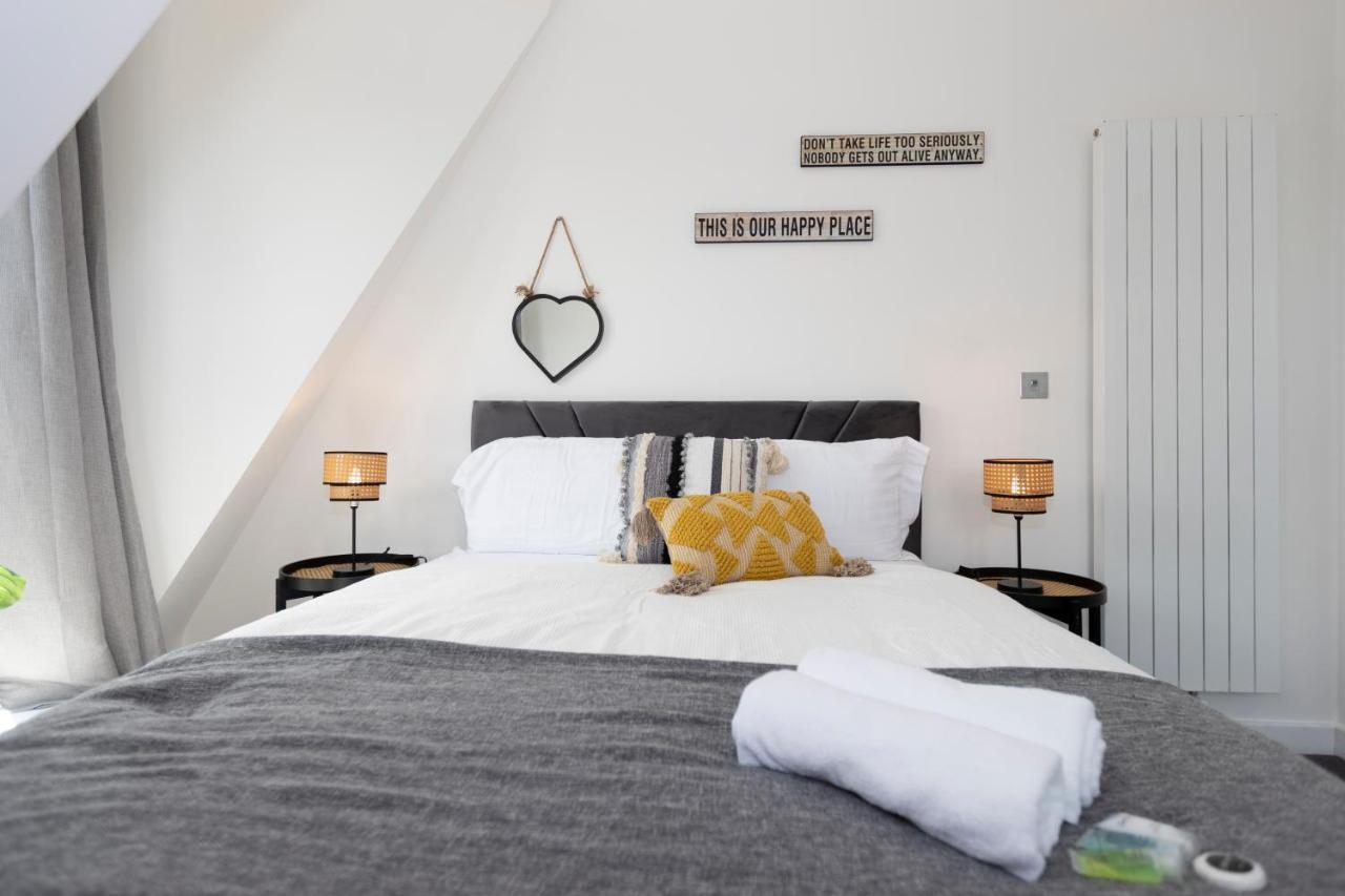 Stunning 3 Bedroom Penthouse With Terrace And Lift London Eksteriør bilde